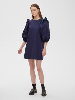 Платье с воланами темно-синего цвета с разноцветной отделкой