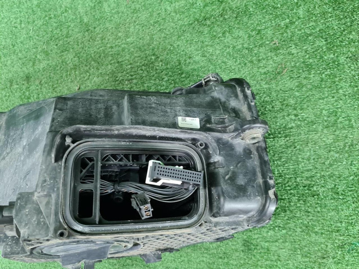 Фара левая Mercedes GLC X253 (2019-2022) LED