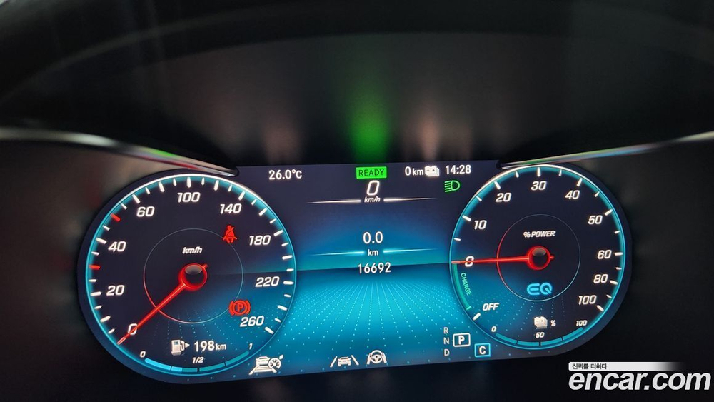 Mercedes-Benz GLC-Class X253 GLC300e 4MATIC Coupe Premium 패키지 (03.2022)