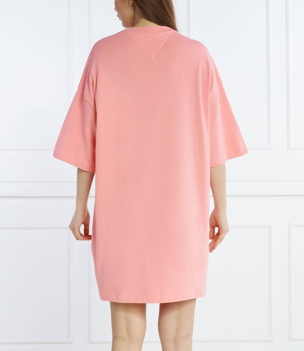 Платье BADGE TEE Tommy Jeans - пудрово-розовый(DW0DW18145)