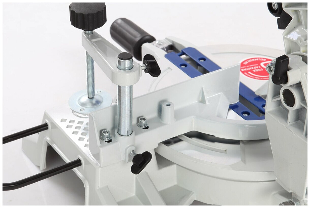 Пила торцовочная BELMASH MSB-255 (S218A)