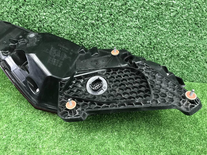 Фонарь правый внешний Mercedes E W213 (2020-2023)