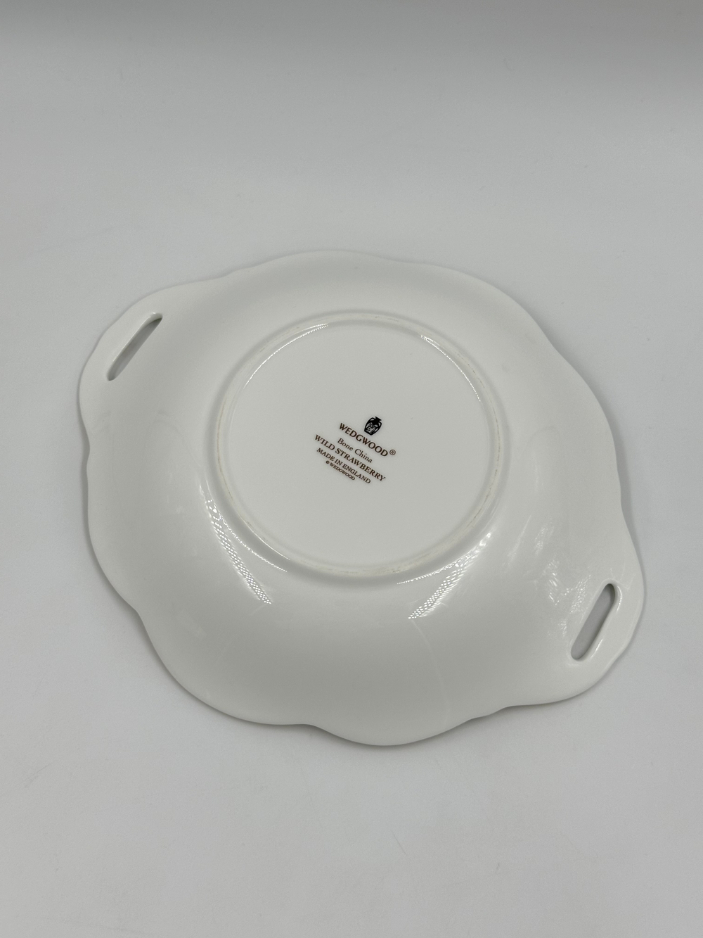 Блюдо с ручками Wedgwood, Wild Strawberry