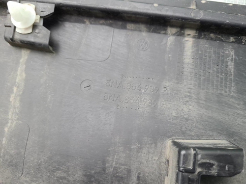 Накладка двери передняя левая VW Tiguan 2 (16-нв)