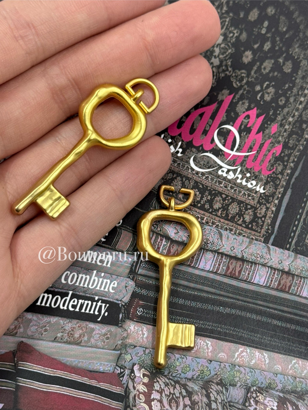 Подвеска "Ключ" Скиапар. золотистая матовая