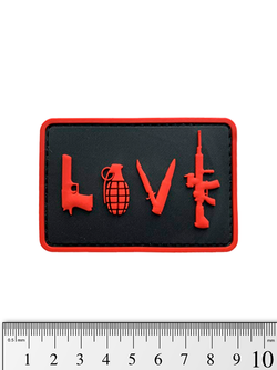 Шеврон Love Guns PVC. Чёрный с красным