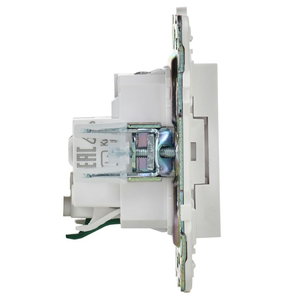 Розетка SKANDY 16А с заземл. защ. шторки SK-R04W арктич. бел. IEK SK-R14-16-K01