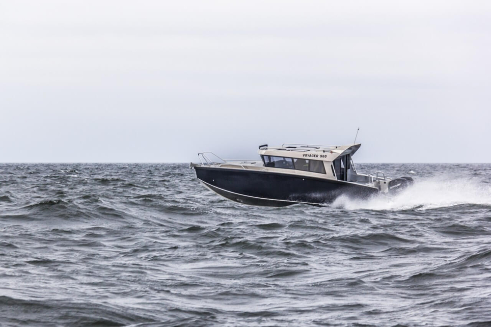 Катер Volzhanka VOYAGER 960