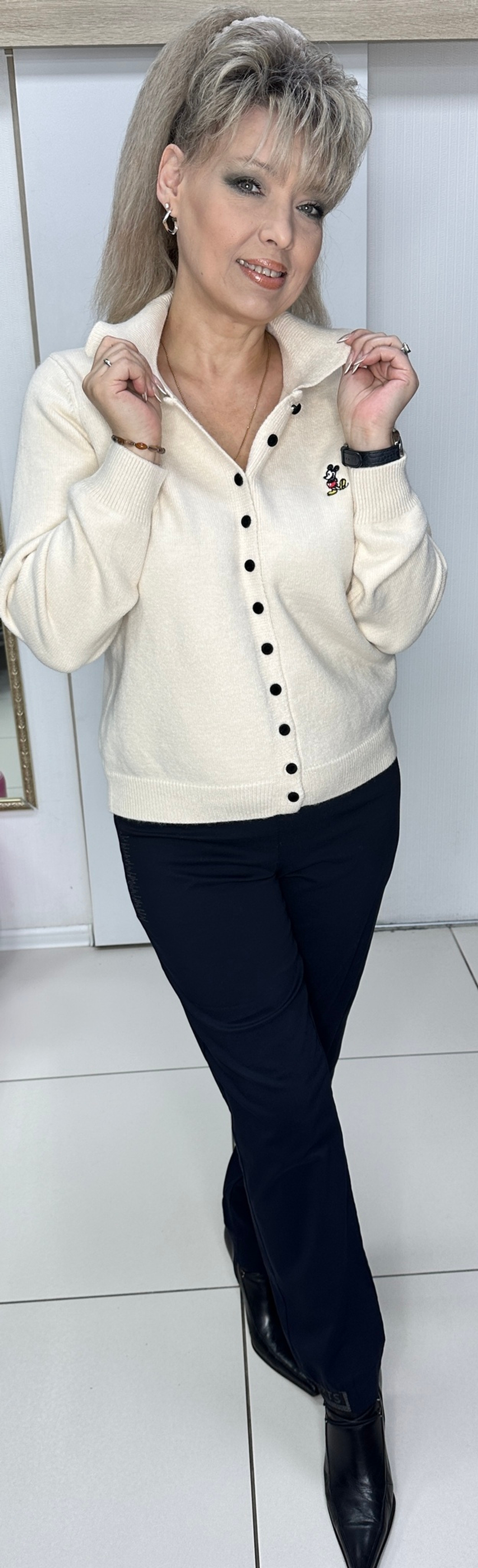 Темно-синие брюки-джоггеры на резинке со стразовым принтом