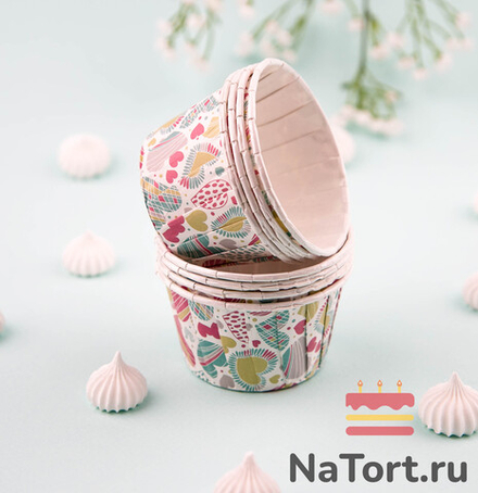Формы бумажные с ламинацией «Маффин» 50х40 мм (Цветные сердца) 100 шт