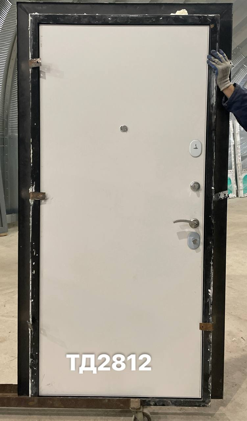 Дверь металлическая Б/У 207(в) х 98(ш) Входная