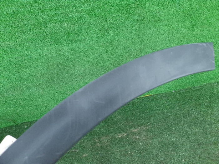 Накладка двери задняя правая Jaguar E-PACE (2017-н.в.)