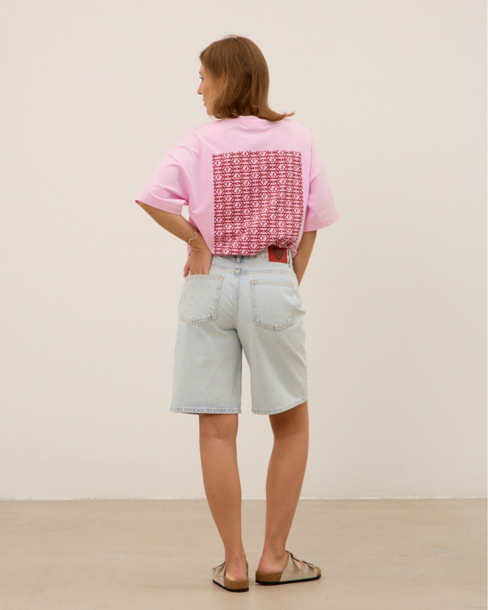 Футболка 03, с узором, розовая