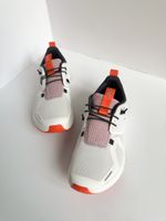 Новые кроссовки On, 34