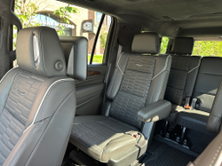 Cadillac Escalade ESV, 2023