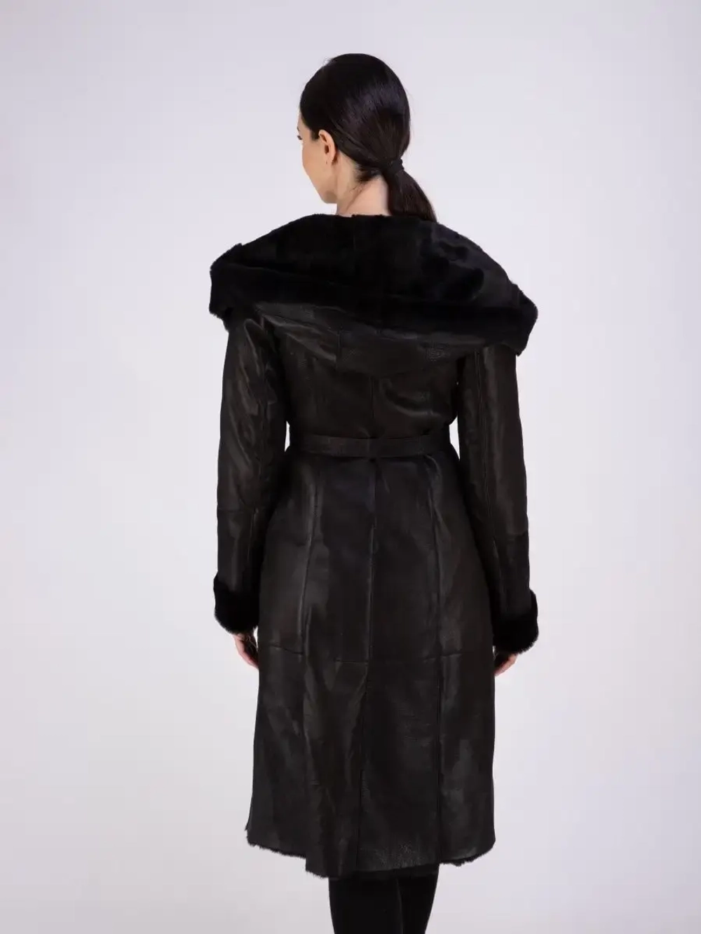 Дубленка женская зима натуральная длинная с капюшоном Турция