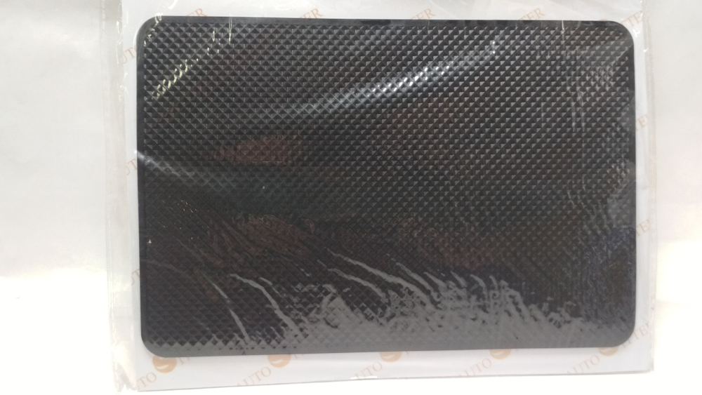 Без бренда, коврик на панель авто противоскользящий (1 шт)