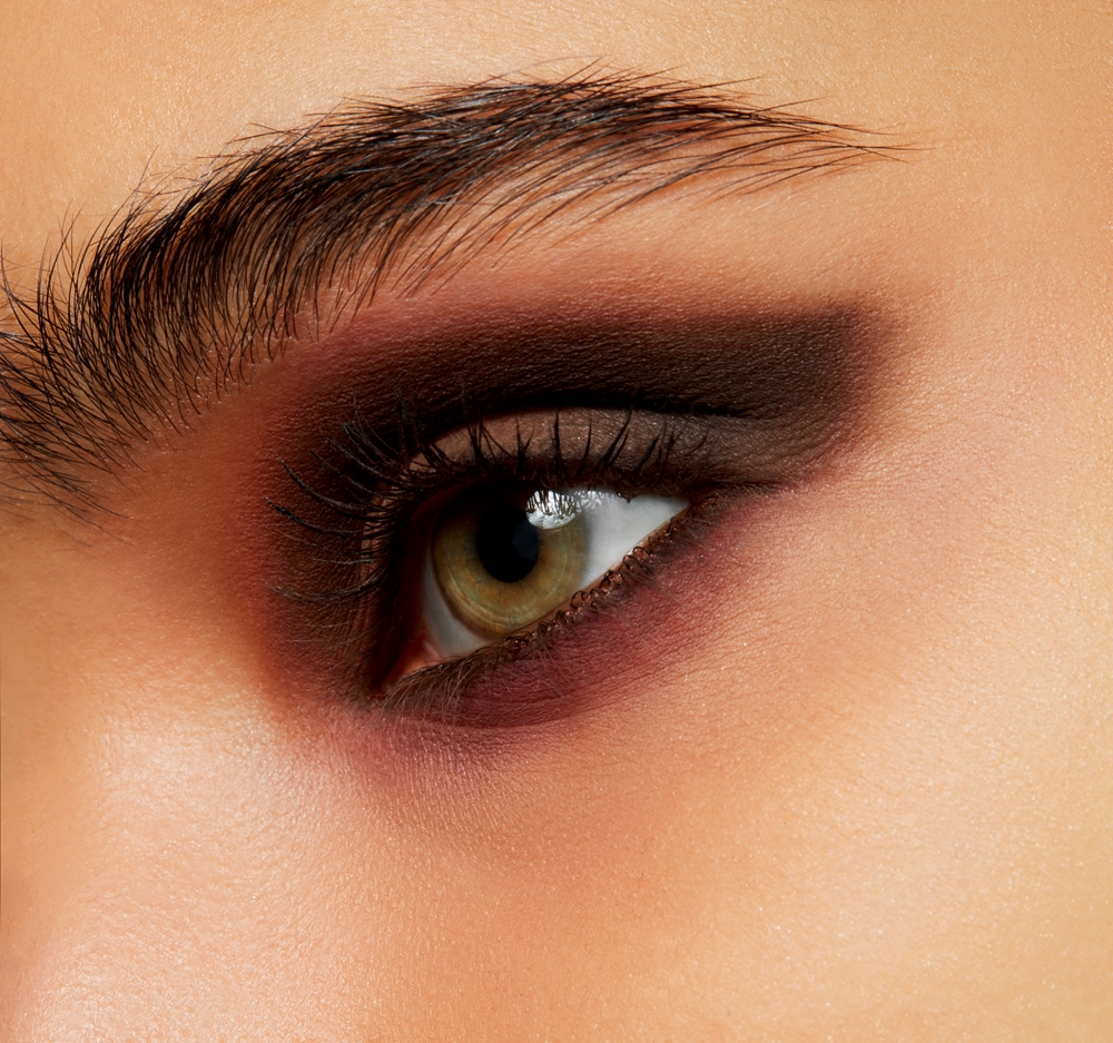 MAC Cosmetics Powder Kiss Soft Matte Eye Shadow - Тушь для ресниц оттенок Give a Glam, 1 g