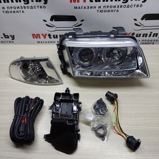 Передние фары Audi A4 B5 angel eyes chrome