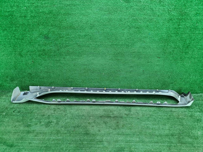 Накладка порога правая Lexus LX 3 (2015-2023)