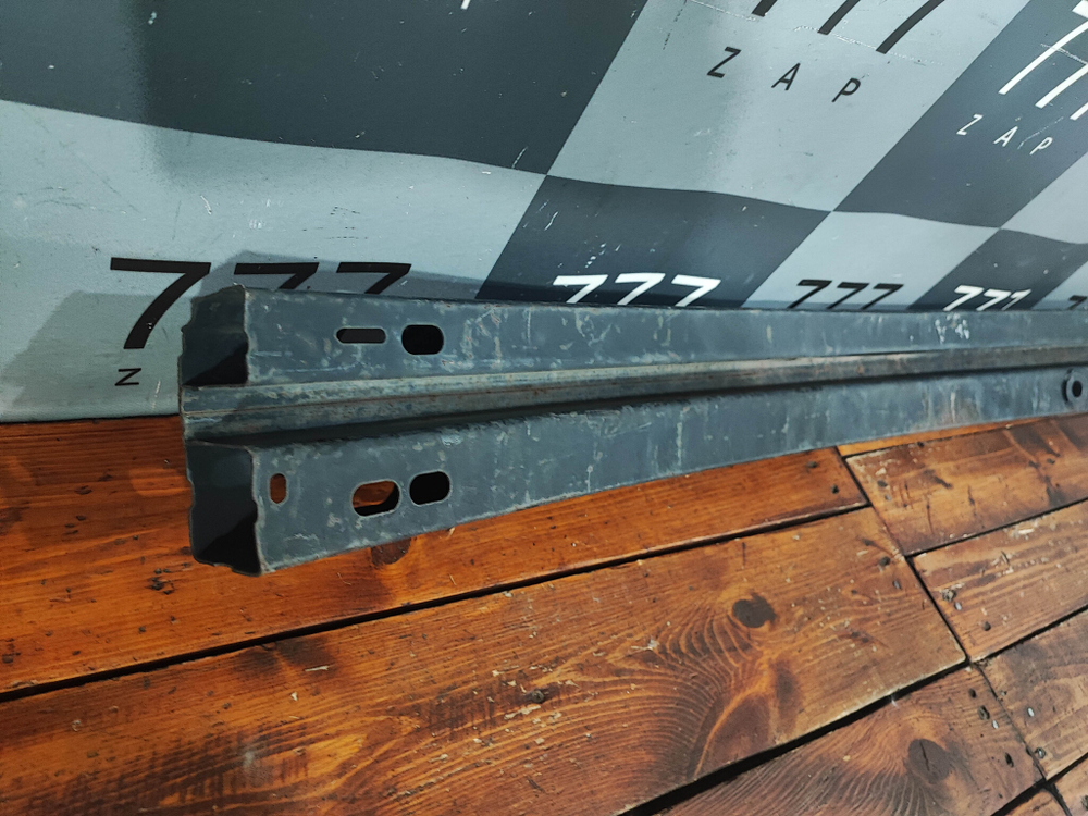 Усилитель переднего бампера Toyota Camry (XV50) 11-18 Б/У Оригинал 5202133181