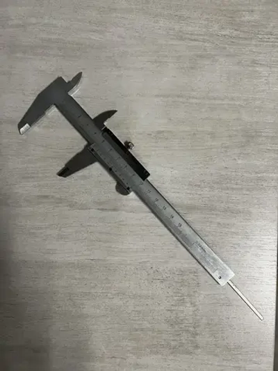 Штангенциркуль металлический, 0 - 150мм. ( механический)