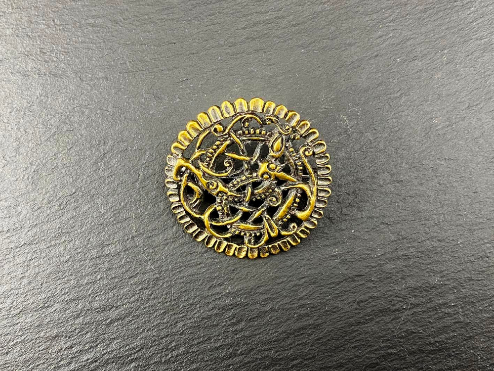 Фибула. Англия, 10-11 в. (круглая)