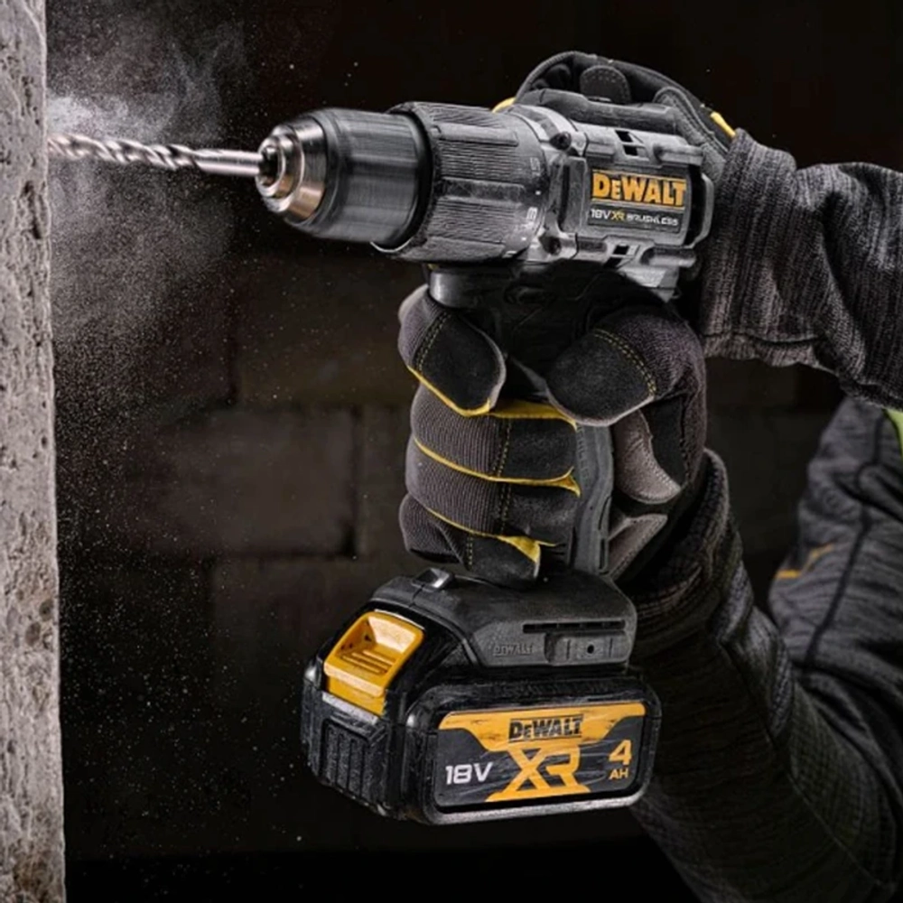DeWalt DCD100M2T шуруповерт аккумуляторный (2 x 4 Ач, ЗУ)