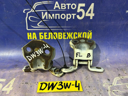 Петля двери передней левой MAZDA DEMIO 2001