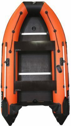 Лодка Адмирал 330 CF