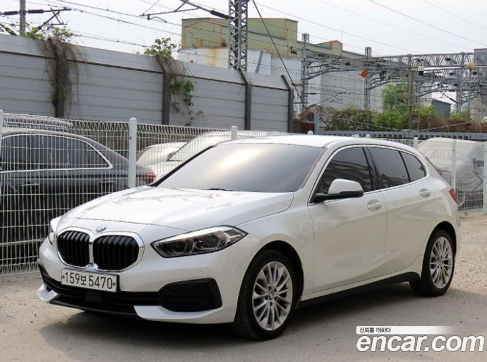 BMW 1 Series (F40) 118d Joy First Editions (04.2020)
