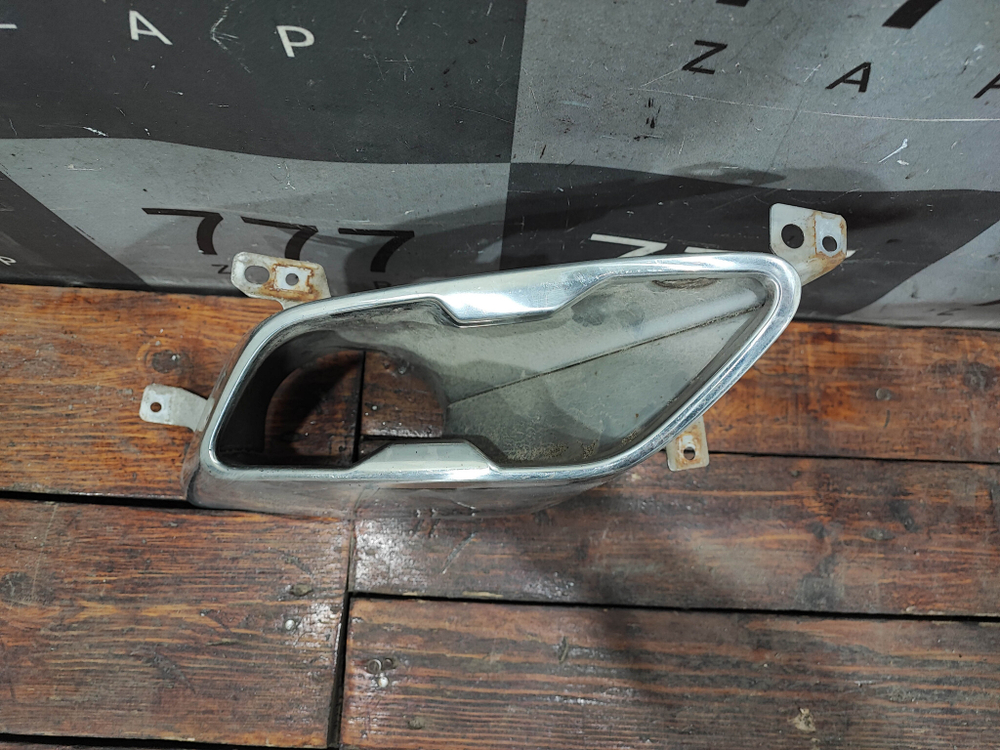 Насадка глушителя левая Exeed TXL 21-нв Б/У Оригинал 602001356AA