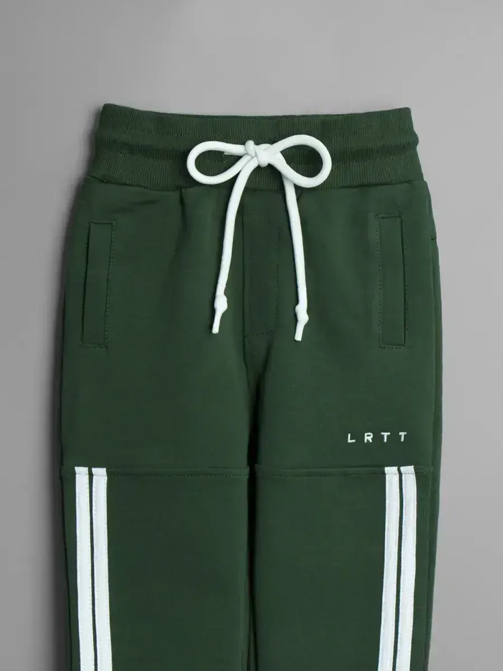 Брюки для мальчика на осень