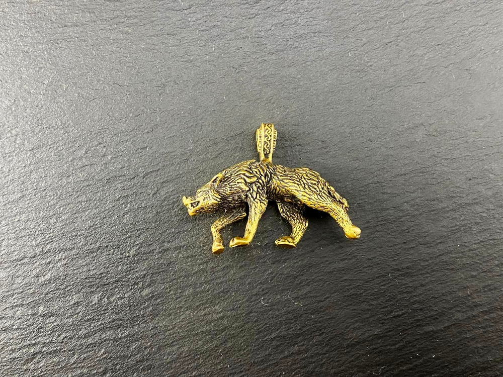 Подвеска. Волк-охотник