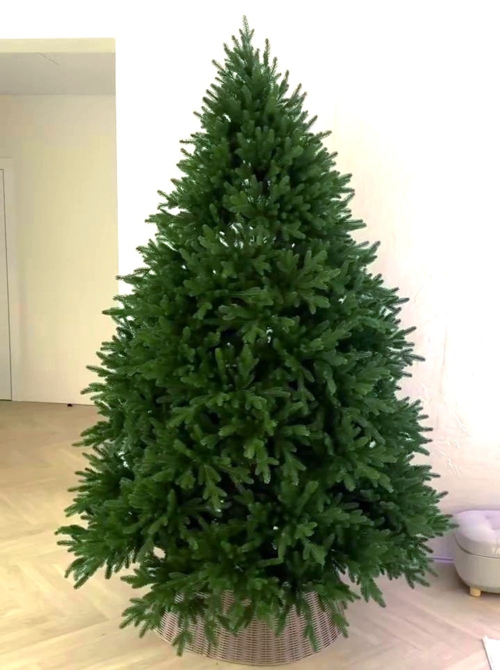 Ель искусственная «Лесная красавица» (Литая хвоя) 250 см / 2,5 м