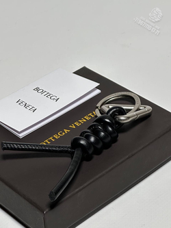 Брелок Bottega Veneta
