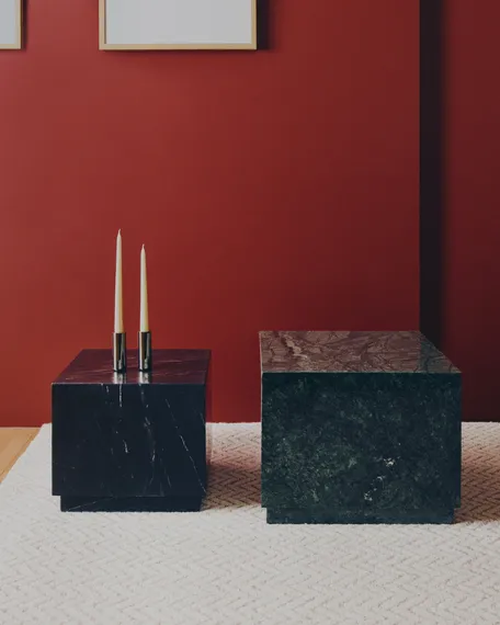 Приставной столик Sorein из черного мрамора 50 x 50 см