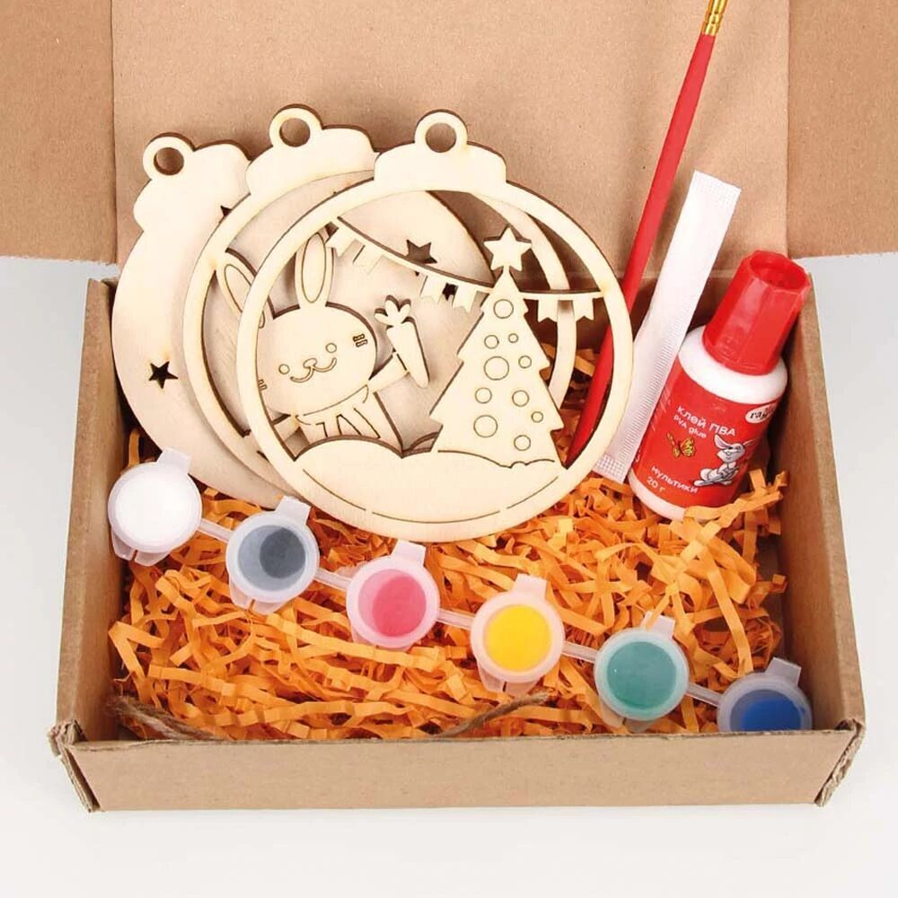 Новогодняя игрушка раскраска в коробке. диаметр 8см