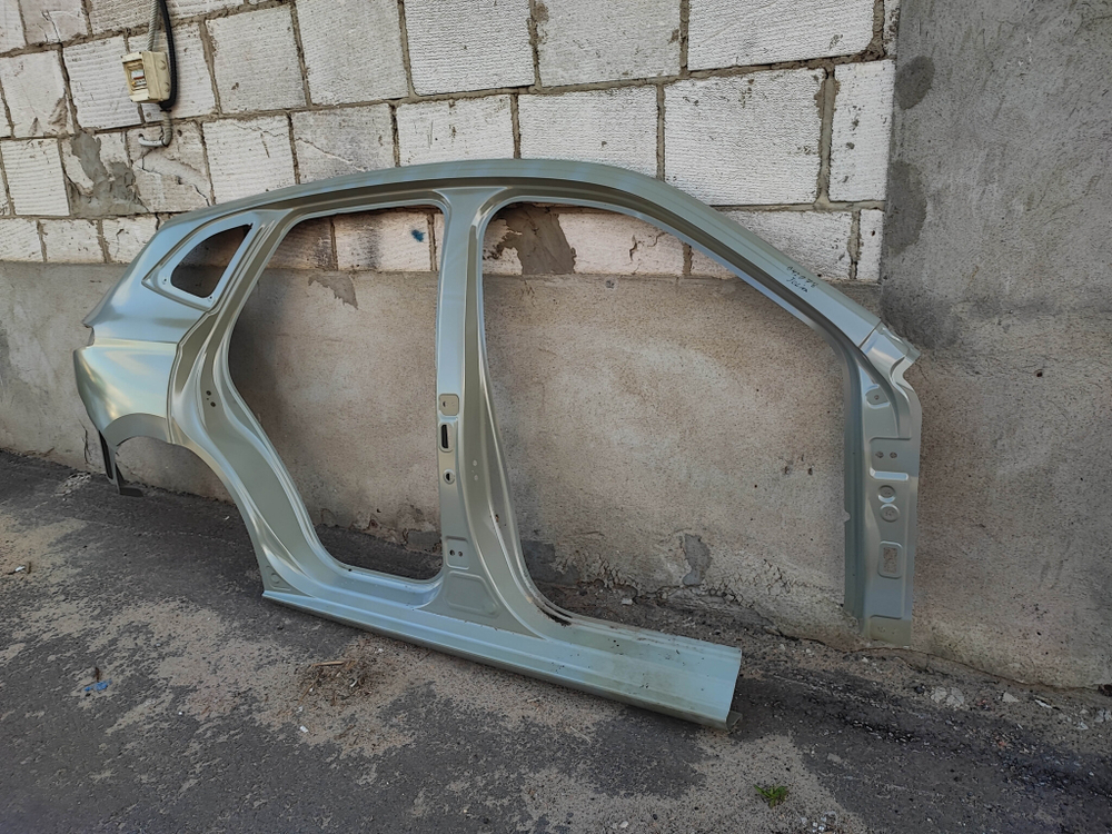 Боковина правая Haval Jolion 21-24 Новая Оригинал 5401102XST01A