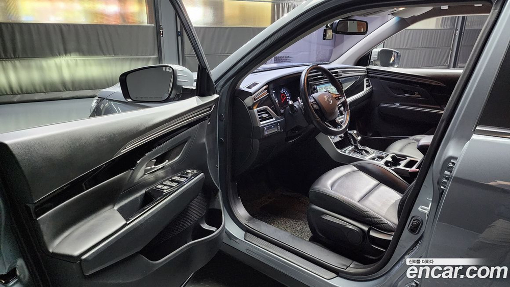 KG Mobility (Ssangyong) Beautiful Korando Дизель 1.6 4WD 딜라이트 Plus (08.2019)