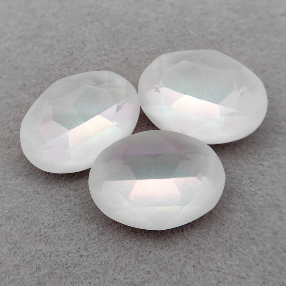 Овал К9, White DeLite Glitter