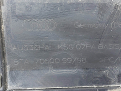 Решетка радиатора Audi Q7 (4M) 19-нв Б/У Оригинал 4M0853651AGMX3