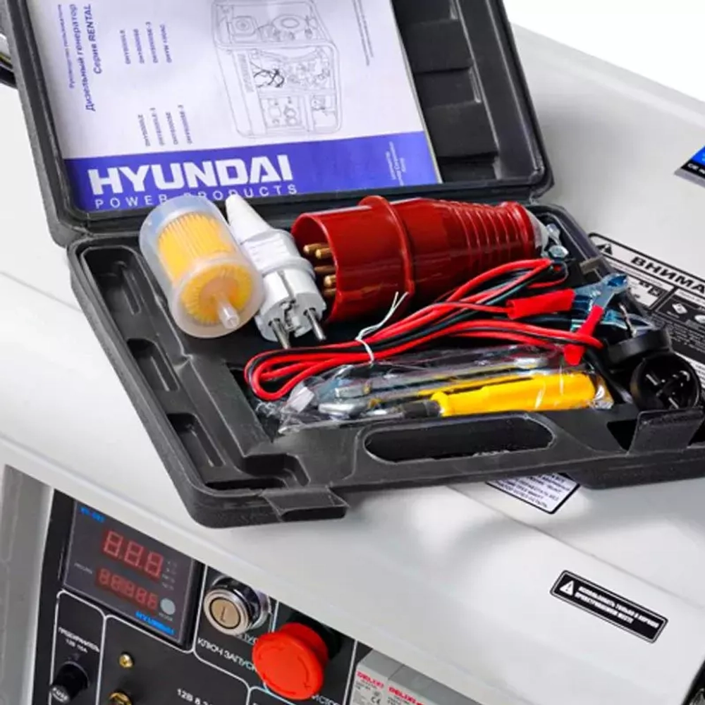 Дизельный генератор HYUNDAI DHY 8000SE-3