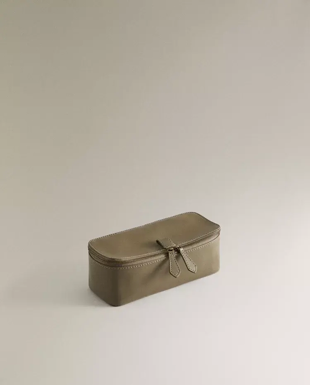 ZARA HOME МАЛЕНЬКИЙ КОЖАНЫЙ НЕСЕССЕР, ХАКИ