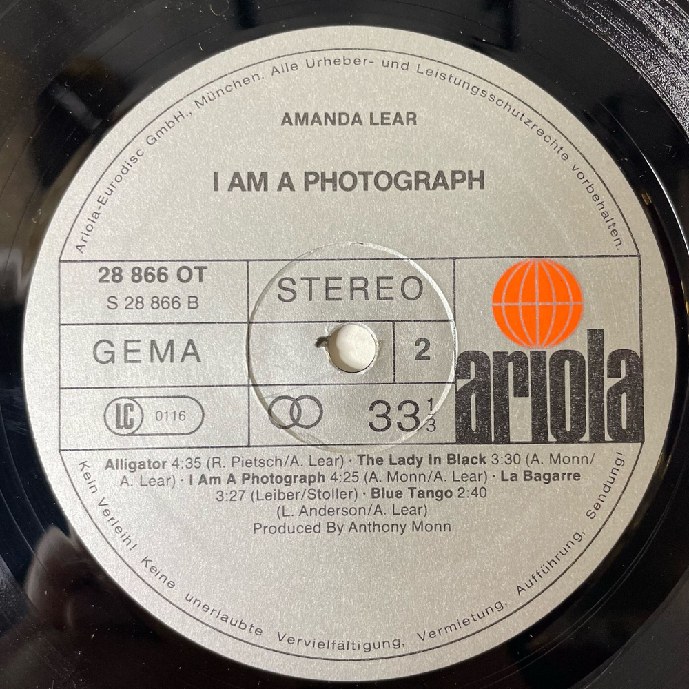 Винтажная виниловая пластинка LP Amanda Lear I Am A Photograph (Germany 1977) Pretty Boys