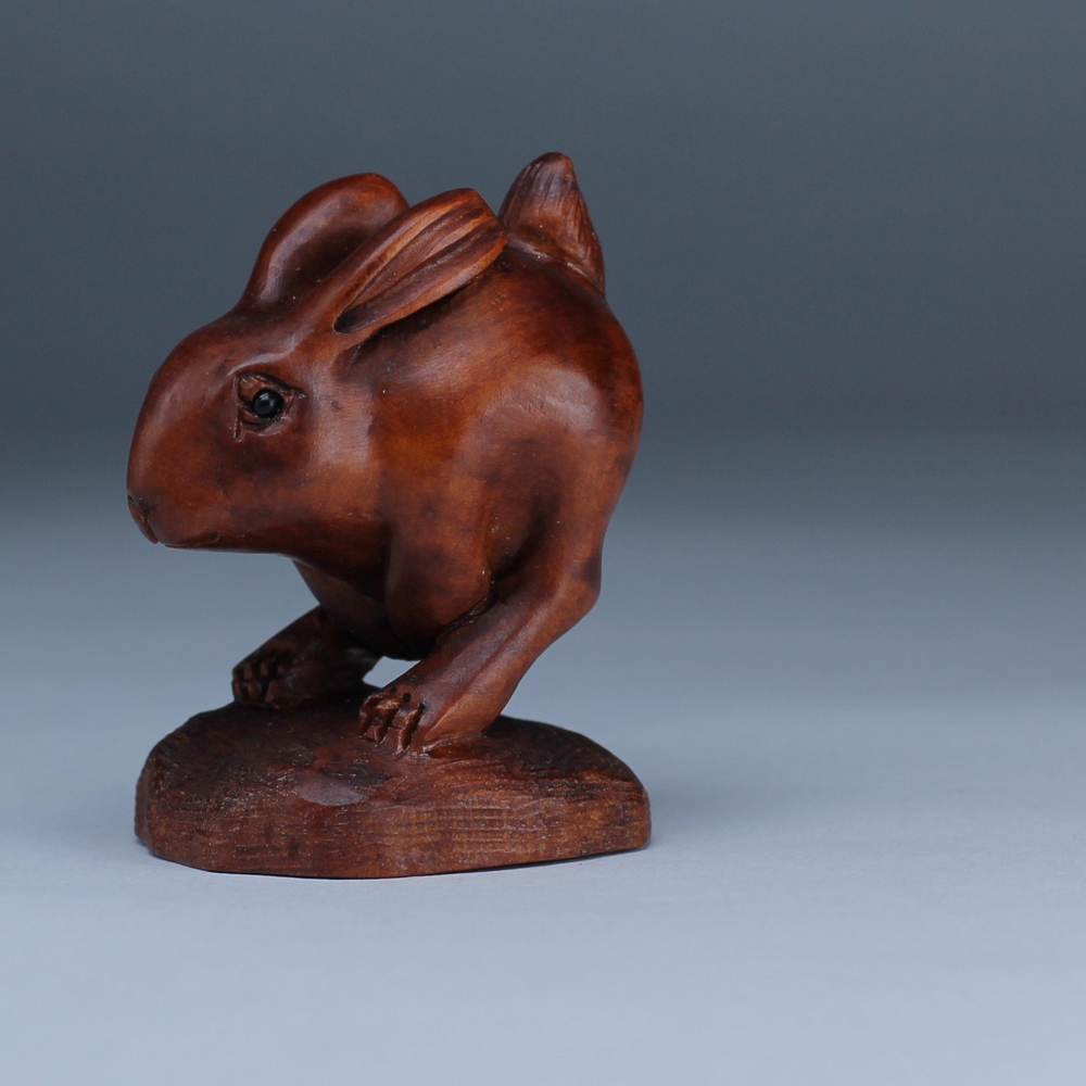 Нэцкэ Кролик символ 2023 года