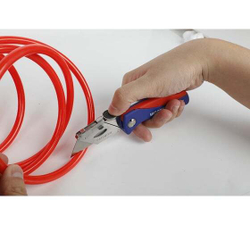 Складной быстросменный нож WORKPRO трапециевидные лезвия WP211006