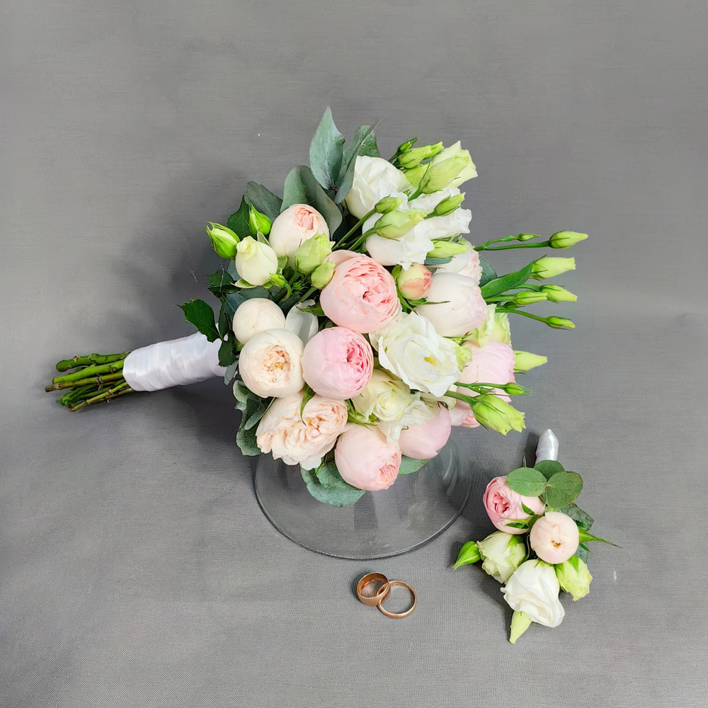 Букет невесты и бутоньерка