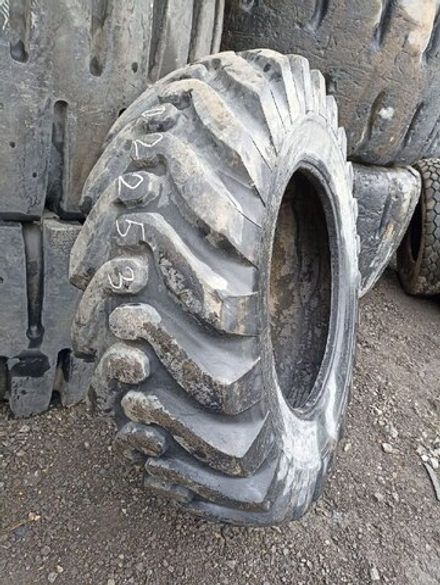 16.9-28 Lassa Eath Gripper шина б/у