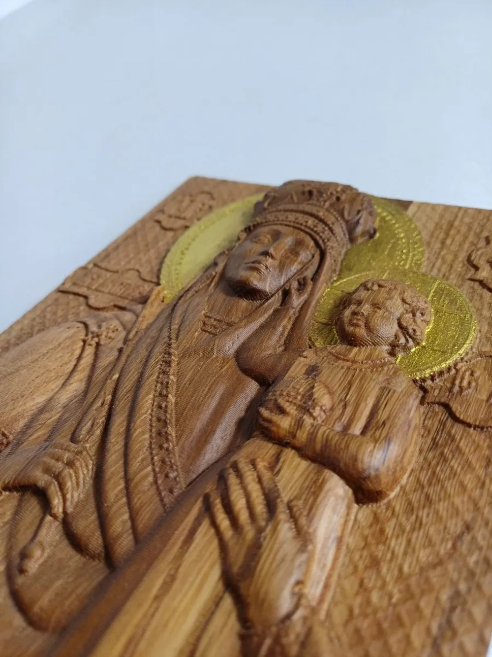 Освященная Икона Божией Матери «Призри на смирение" из дуба